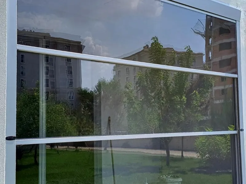 Sivas'ta bahçeye açılan geniş sürme pencere uygulaması